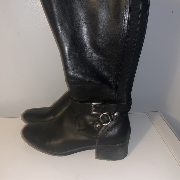 Liz Claiborne Tall black boots - Picture 3 of 3